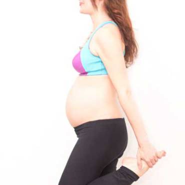 ¿Por qué debes de practicar yoga en el embarazo?