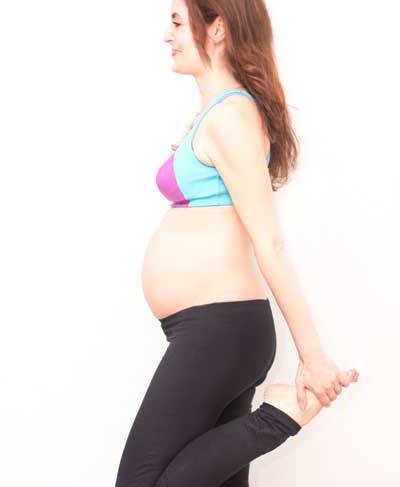 ¿Por qué debes de practicar yoga en el embarazo?